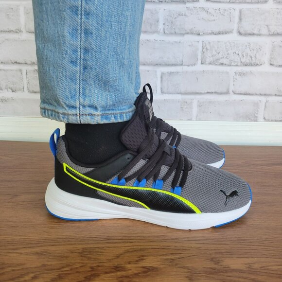 ✨Puma Lightweight Size 5 Men's Running Shoes Sneakers Gray/Black 399051-03 New✨ - Picture 2 of 11